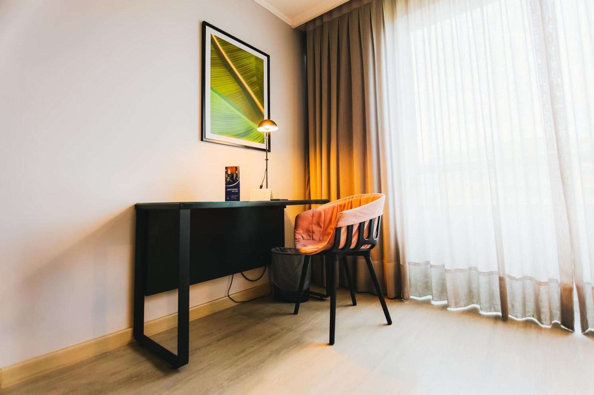 Novotel Santiago Las Condes Extérieur photo